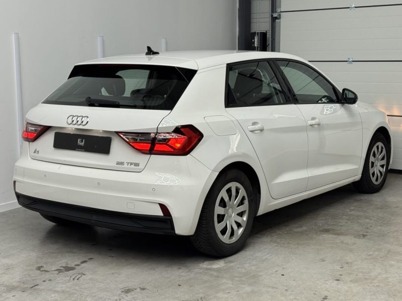 AUDI A1 SPORTBACK - 25 TFSI 1.0l 95 CV - ATTRACTION - BVM - 185.16 € / mois