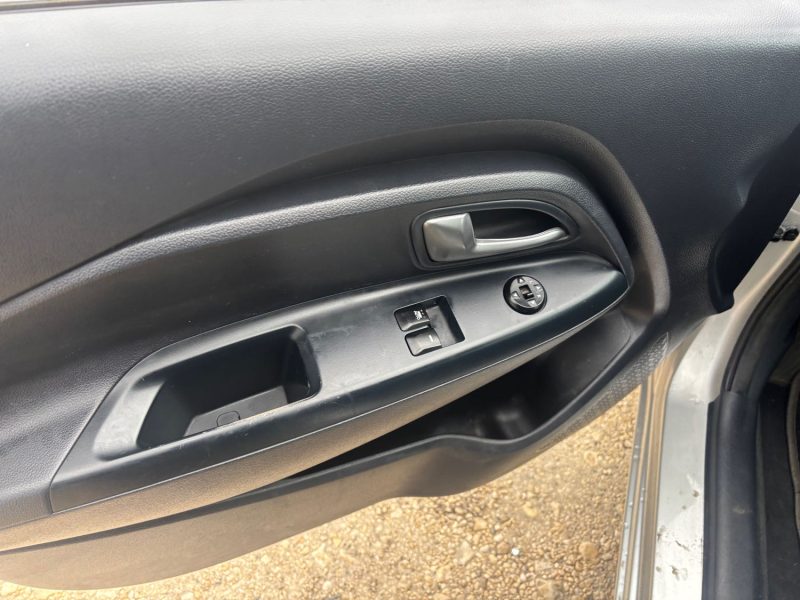 KIA RIO 1.1 CRDI 75CH ACTIVE ISG 5P 2014