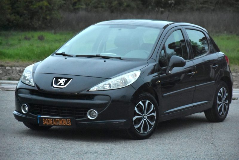 PEUGEOT 207 1.4 HDI 70 STYLE 
