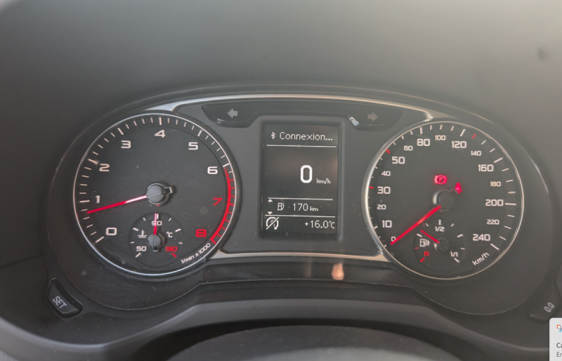 AUDI A1 SPORTBACK 1.4 TFSI 125CV S-LINE VOLANT MÉPLAT SUIVIE AUDI DISPONIBLE 