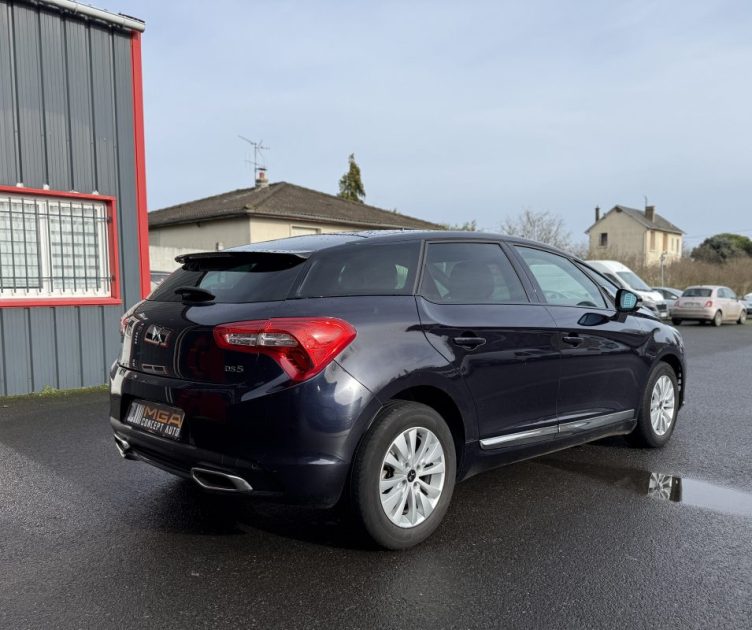 CITROEN DS5 1.6 BLUE HDI 120 CHIC 2016