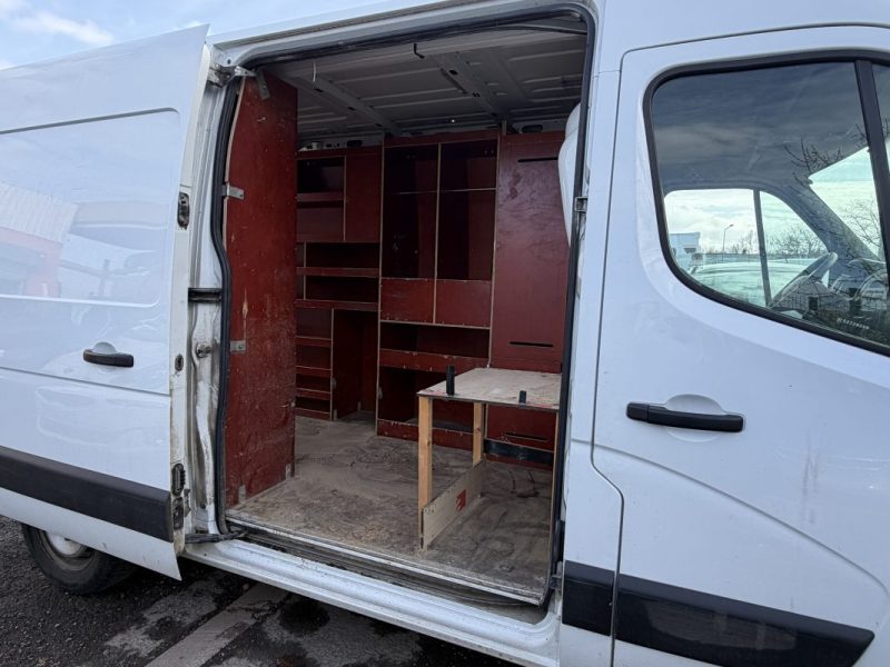 RENAULT MASTER FGN L2H2 3.3T 2.3 DCI 125 CV - GARANTIE 12 mois -CONFORT - 1ère Main PRIX HT