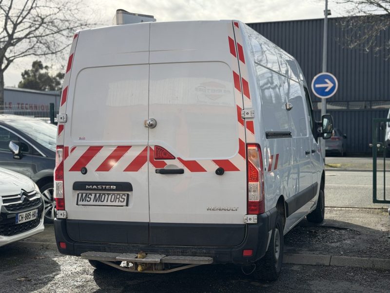 RENAULT MASTER FGN L2H2 3.3T 2.3 DCI 125 CV - GARANTIE 12 mois -CONFORT - 1ère Main PRIX HT