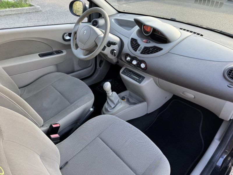 Renault Twingo 2 1.2 75 Ch Authentique Clim