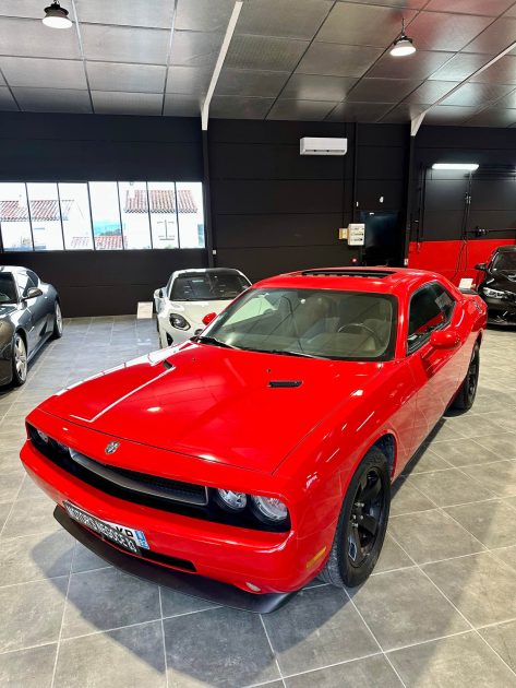 DODGE CHALLENGER  V6 250CV  ECHAPPEMENT INOX BVA IMMATRICULATION FRANCAISE 