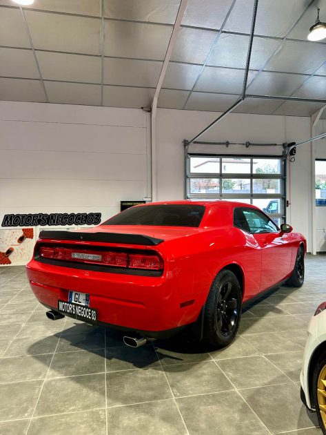 DODGE CHALLENGER  V6 250CV  ECHAPPEMENT INOX BVA IMMATRICULATION FRANCAISE 