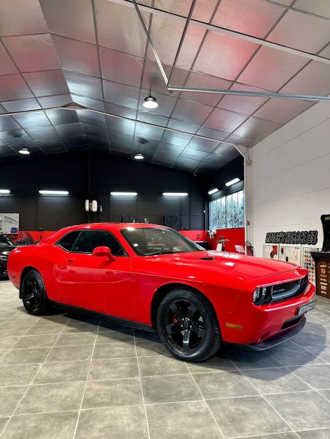 DODGE CHALLENGER  V6 250CV  ECHAPPEMENT INOX BVA IMMATRICULATION FRANCAISE 