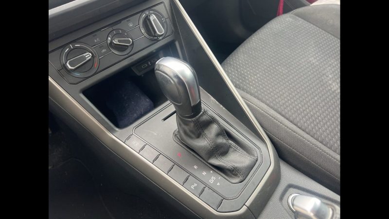 VOLKSWAGEN POLO 6 1.0 L TSI 95 ch