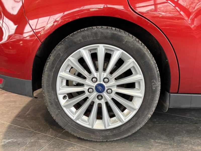 Ford C-Max 1.0i Turbo 125ch 🚗 Titanium ✨ Toit pano 🌅 Reprise 🔄 Garantie 🛡️