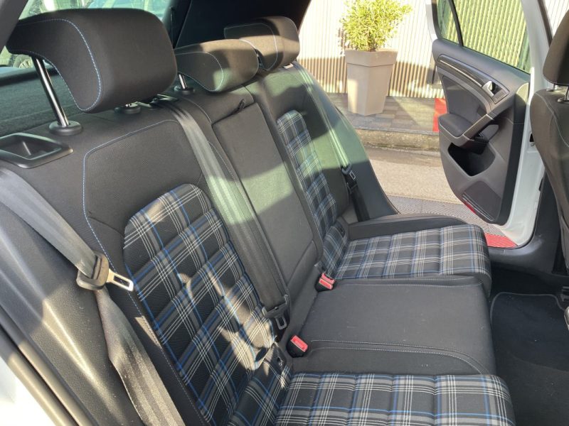 VOLKSWAGEN GOLF7 GTE 1.4 TSI 204CH GTE DSG6    GARANTIE 3/12 MOIS 2016