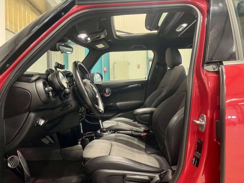 MINI III Cooper S (F55) JCW 2.0 192ch BVA 5 Portes