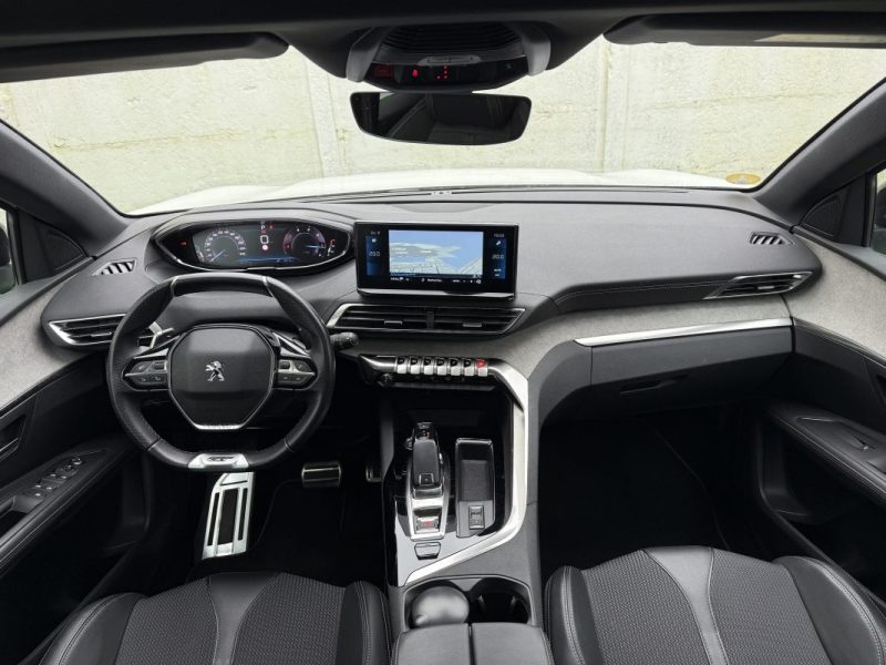 PEUGEOT 3008 II 1.5 BLUEHDI 130CV GT EAT8 / TOIT OUVRANT / BLANC NACREE / ORIGINE FRANCE 