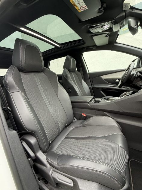 PEUGEOT 3008 II 1.5 BLUEHDI 130 CV GT EAT8  / TOIT OUVRANT / BLANC NACREE / ORIGINE FRANCE 