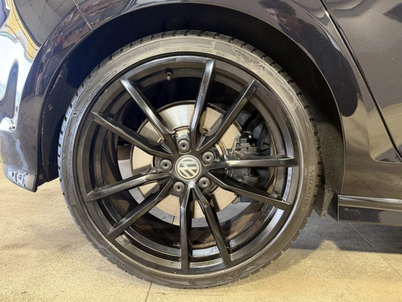VOLKSWAGEN GOLF 7R 2.0 TSI 300cv 4MOTION DSG6 - SIEGES CHAUFFANTS - PACK CARBONE - 2ème MAIN  