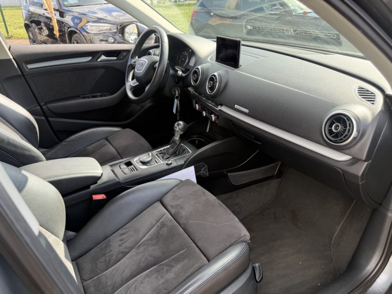 Audi A3 III 1.8 TFSI 180ch Ambition Luxe Quattro S-tronic 6 Garantie 6 Mois