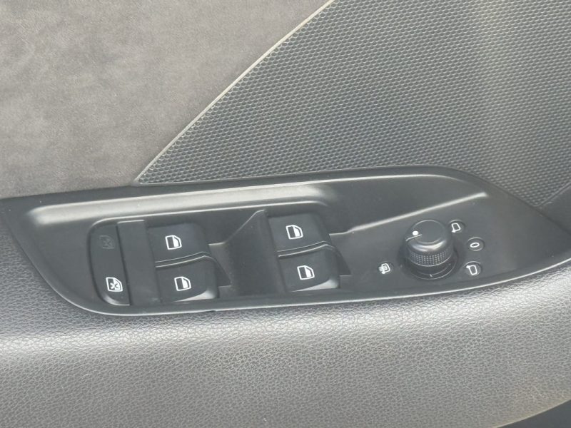 Audi A3 III 1.8 TFSI 180ch Ambition Luxe Quattro S-tronic 6 Garantie 6 Mois