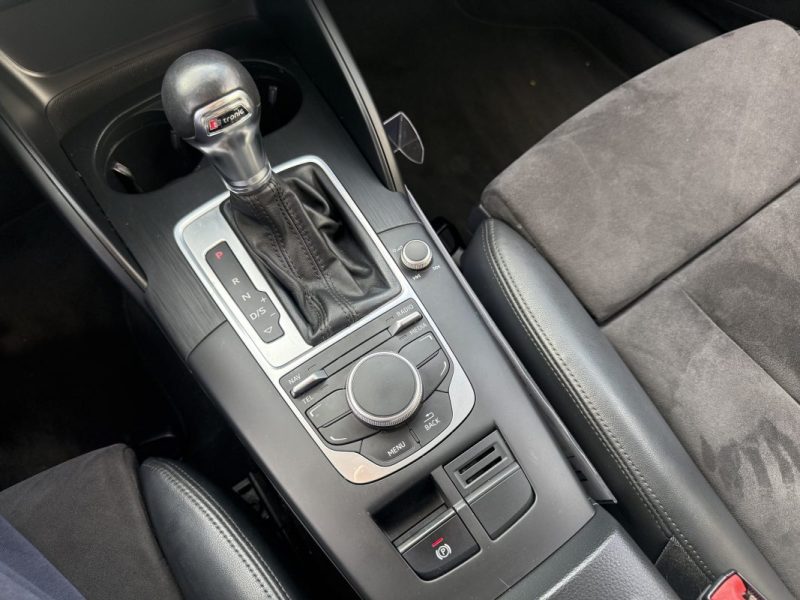 Audi A3 III 1.8 TFSI 180ch Ambition Luxe Quattro S-tronic 6 Garantie 6 Mois