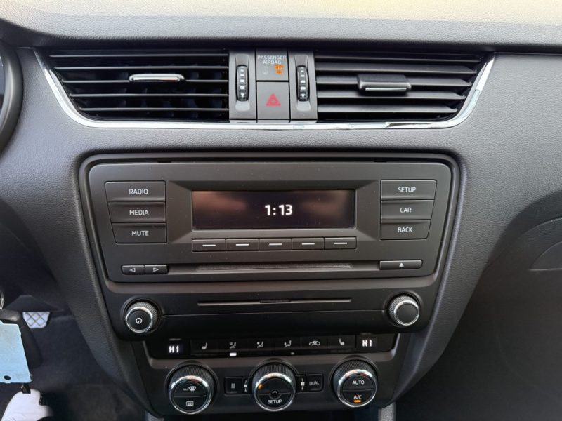 Skoda Octavia Combi III 1.6 TDI 105ch Green Tec Ambition 4x4 Garantie 6 Mois