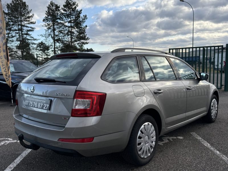 Skoda Octavia Combi III 1.6 TDI 105ch Green Tec Ambition 4x4 Garantie 6 Mois