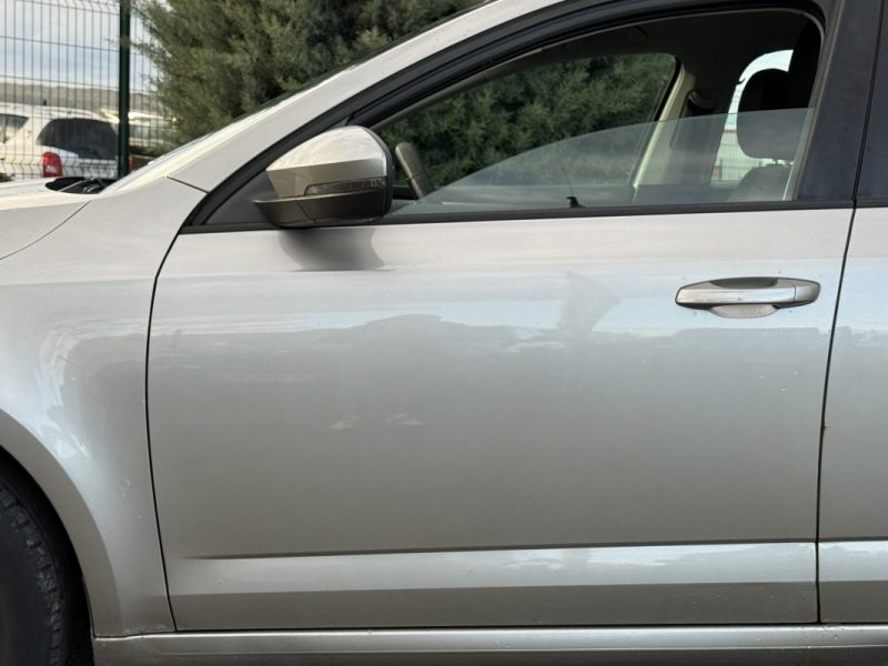 Skoda Octavia Combi III 1.6 TDI 105ch Green Tec Ambition 4x4 Garantie 6 Mois