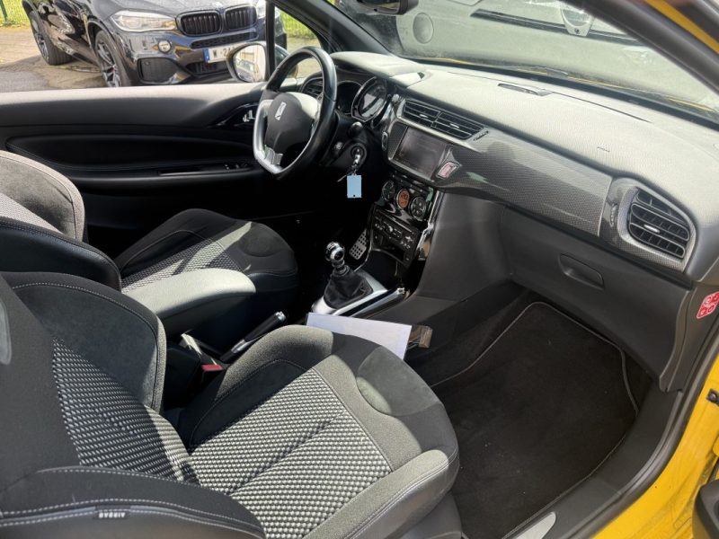 Citroën DS3 1.6l 155ch Sport Chic Garantie 6 Mois