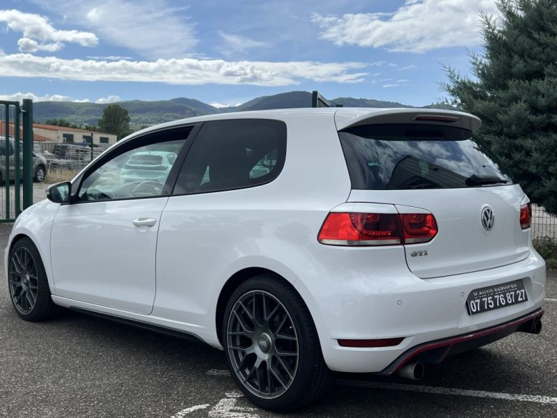 Volkswagen Golf VI 2.0 TSI 210ch GTI Garantie 6 Mois