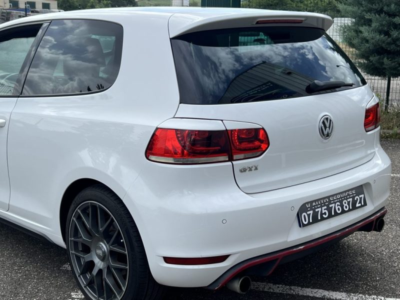 Volkswagen Golf VI 2.0 TSI 210ch GTI Garantie 6 Mois