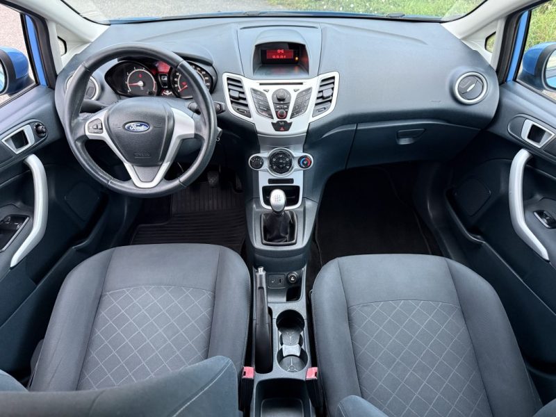 FORD FIESTA TREND 2011