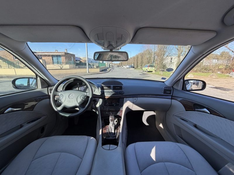 MERCEDES CLASSE E 240 Boite Auto / Paiement 4X ou 10X Possible