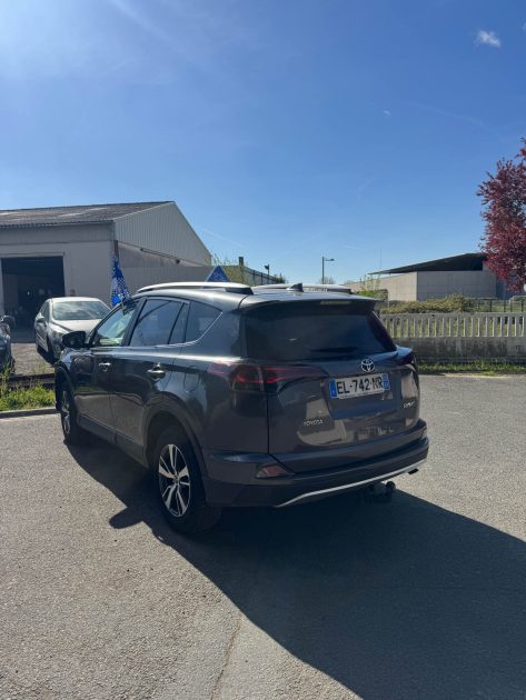 TOYOTA RAV4 143 D-4D LOUNGE 2WD 2017