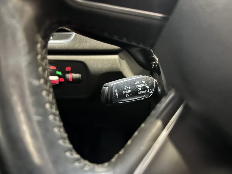 AUDI Q3 2.0 TDI 177 ch AMBIANTE QUATTRO STRONIC 7 / TOIT OUVRANT / SUIVI COMPLET