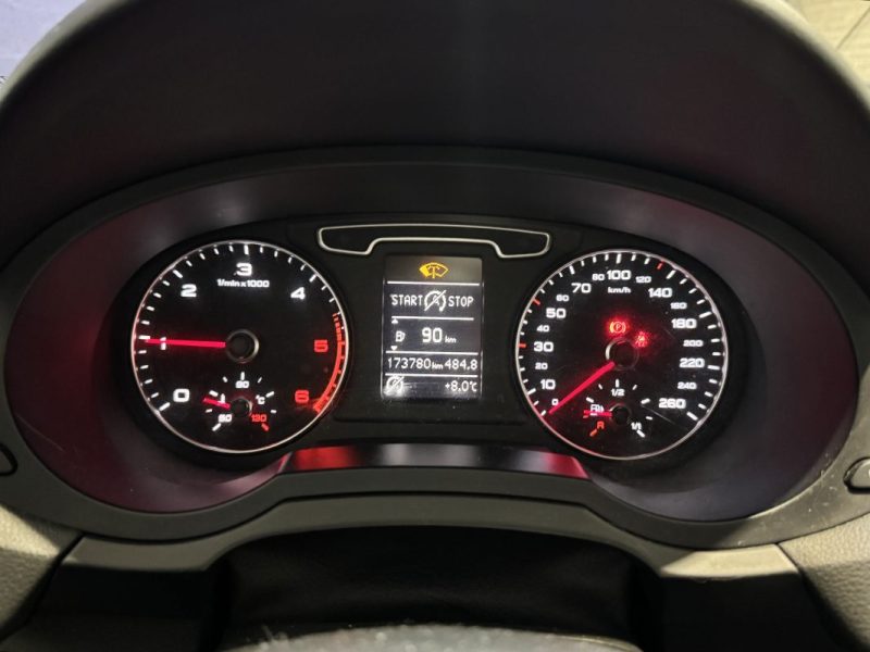 AUDI Q3 2.0 TDI 177 ch AMBIANTE QUATTRO STRONIC 7 / TOIT OUVRANT / SUIVI COMPLET