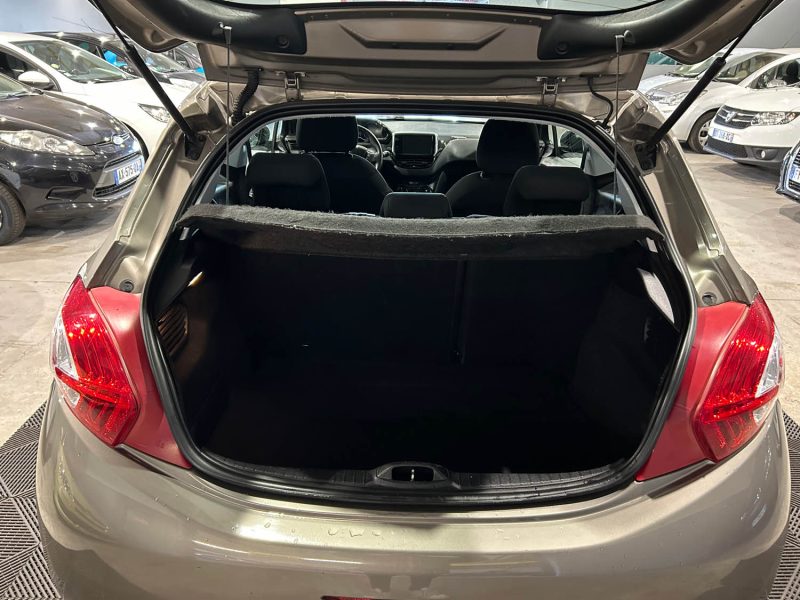PEUGEOT 208 1.2 VTI 80CH 