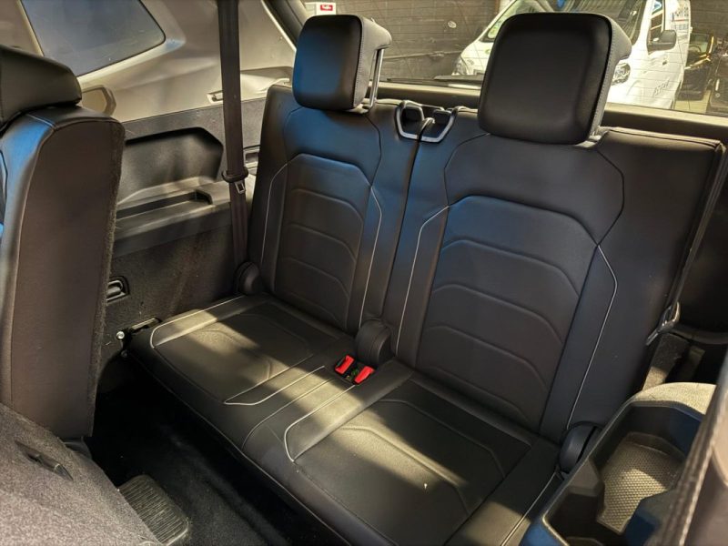 VOLKSWAGEN TIGUAN II E FIRST EDITION 2.0 TDI 150 ch DSG7 4 MOTION / TOIT OUVRANT + DYNAUDIO /  