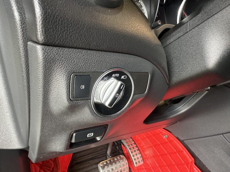 MERCEDES BENZ CLASSE CLA  220 CDI 2.2 170CH BVA AMG LINE  2013