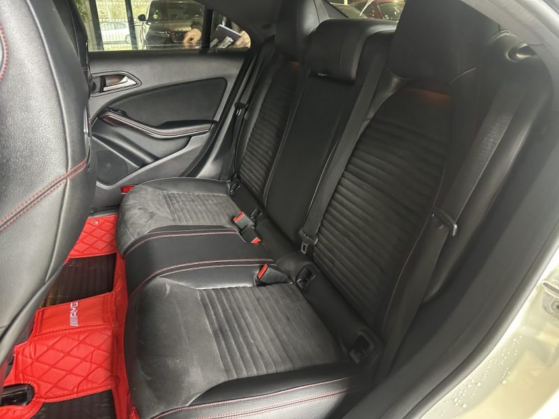 MERCEDES BENZ CLASSE CLA  220 CDI 2.2 170CH BVA AMG LINE  2013