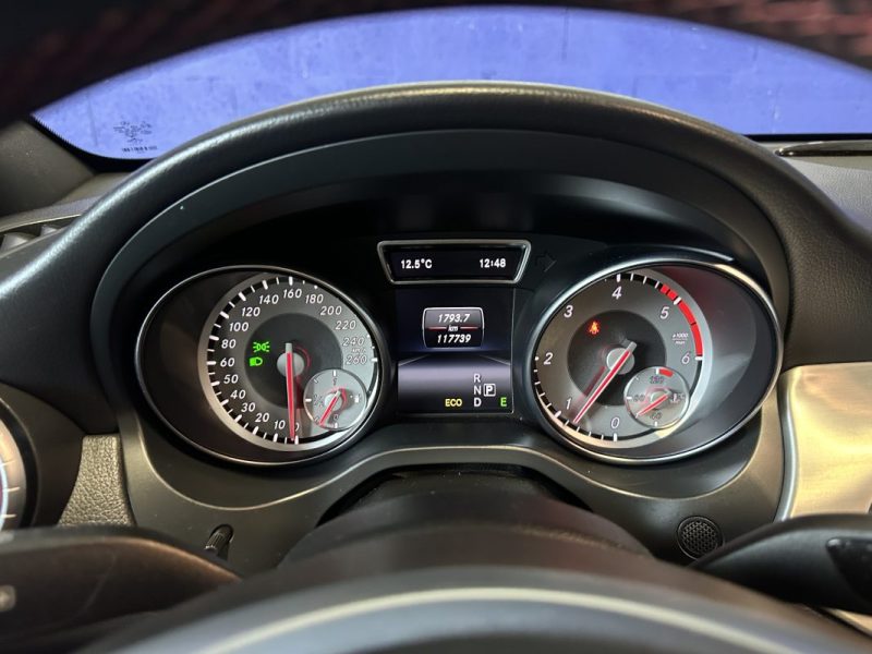 MERCEDES BENZ CLASSE CLA  220 CDI 2.2 170CH BVA AMG LINE  2013