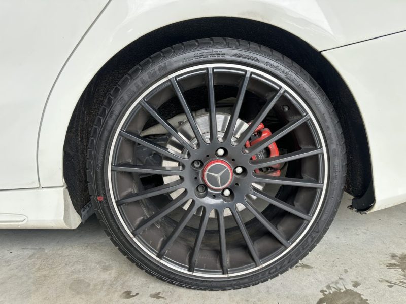MERCEDES BENZ CLASSE CLA  220 CDI 2.2 170CH BVA AMG LINE  2013