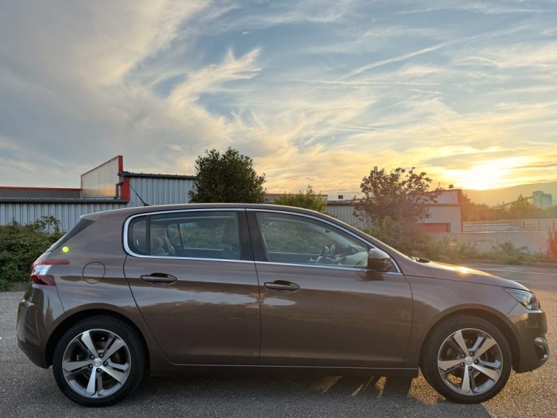 Peugeot 308 II 1.2l 130ch Allure S&S 5p Garantie 6 Mois