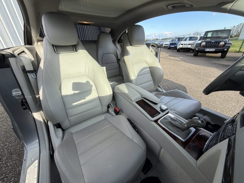 Mercedes-Benz Classe E Coupe II (C207) 350 CGI 306ch Executive 7GTro Garantie 6 Mois