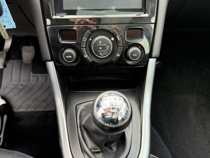 Peugeot 308 1.6l 155ch Féline 5p Garantie 6 Mois
