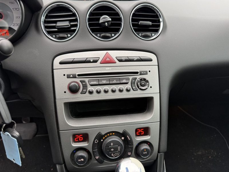 Peugeot 308 1.6 VTi 16v 140ch Premium Boite Auto Garantie 6 Mois