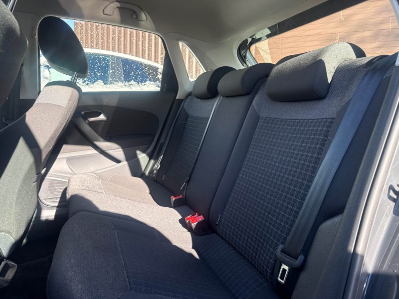 VOLKSWAGEN  POLO 1.4 TDI 75 CONFORTLINE  