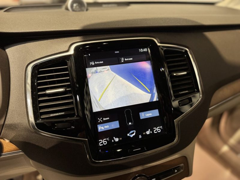 VOLVO XC90 D5 AWD 225ch MOMENTUM / DISTRI OK / SUIVI D ENTRETIEN COMPLET