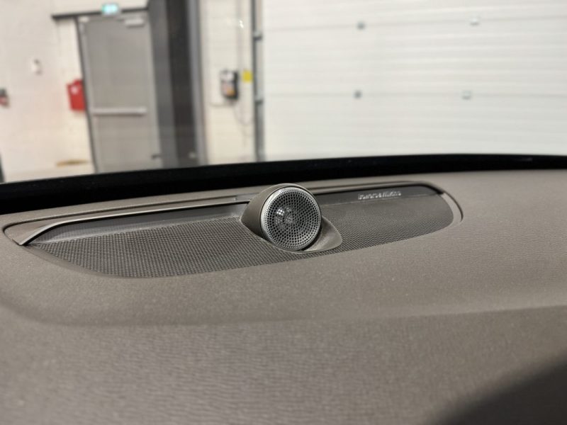 VOLVO XC90 D5 AWD 225ch MOMENTUM / DISTRI OK / SUIVI D ENTRETIEN COMPLET