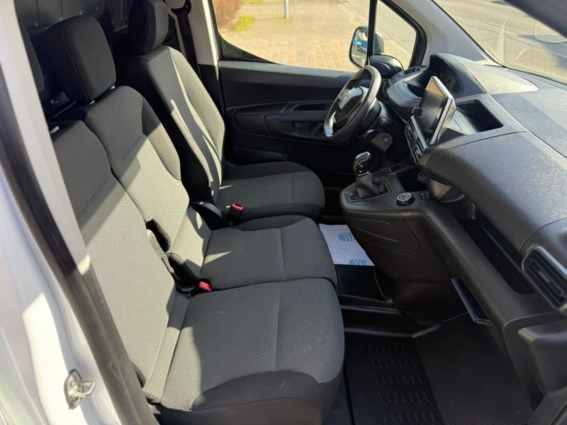 Peugeot Partner Fourgon Standard 1000 KG 1.5 e-HDi 100Ch S&S Premium - TVA Récupérable