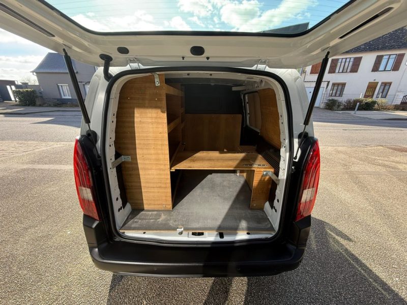 Peugeot Partner Fourgon Standard 1000 KG 1.5 e-HDi 100Ch S&S Premium - TVA Récupérable