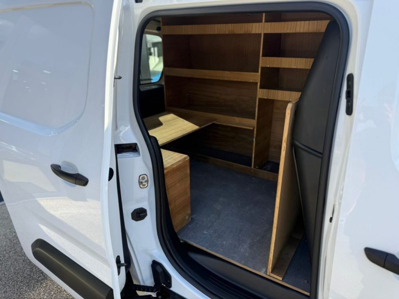 Peugeot Partner Fourgon Standard 1000 KG 1.5 e-HDi 100Ch S&S Premium - TVA Récupérable