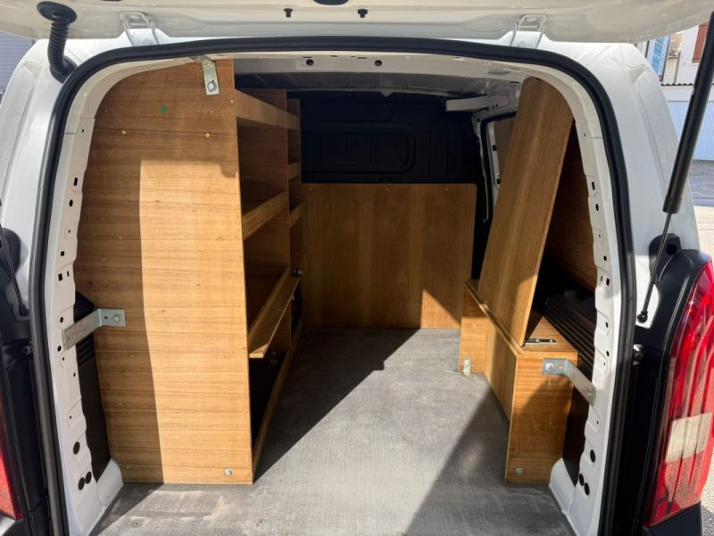 Peugeot Partner Fourgon Standard 1000 KG 1.5 e-HDi 100Ch S&S Premium - TVA Récupérable