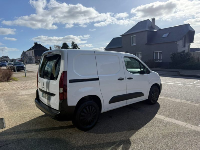 Peugeot Partner Fourgon Standard 1000 KG 1.5 e-HDi 100Ch S&S Premium - TVA Récupérable